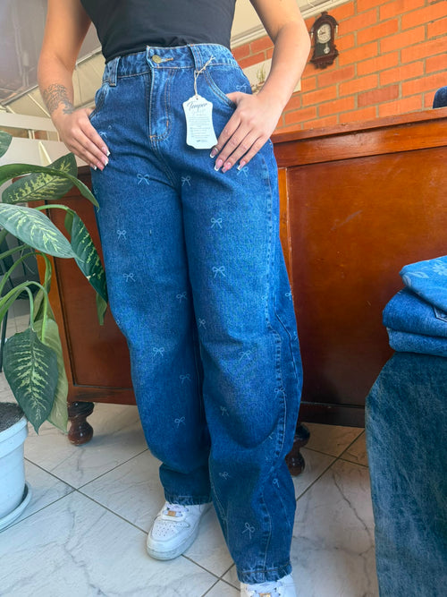 Jean Mom Fit Moños